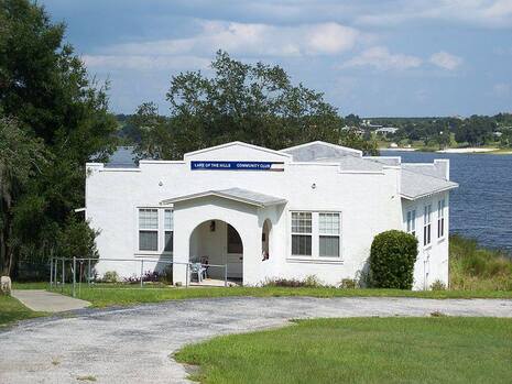 1-21 E Starr Ave, Lake Wales, FL 33898